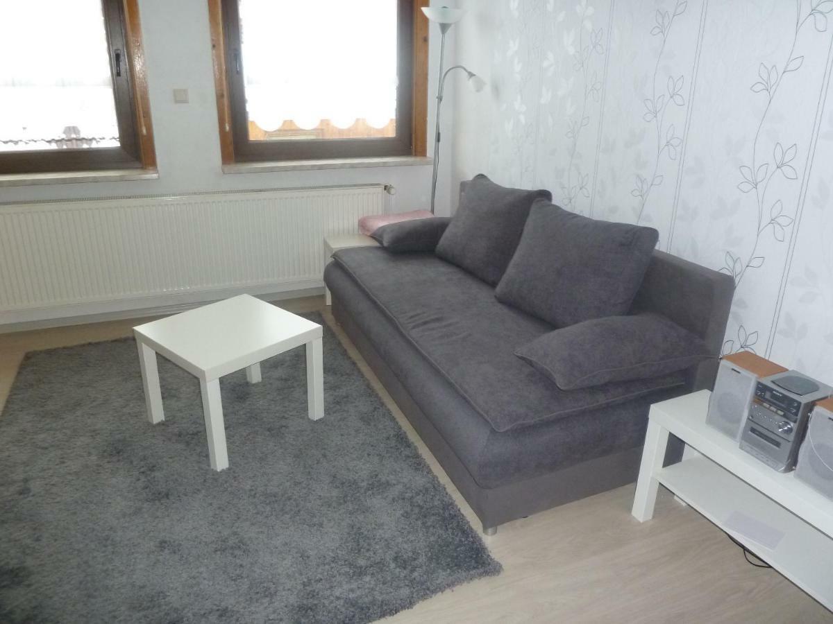 Im Gelben Haus Lägenhet Brotterode Exteriör bild